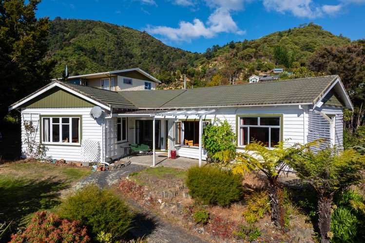 8 Taranaki Street_0