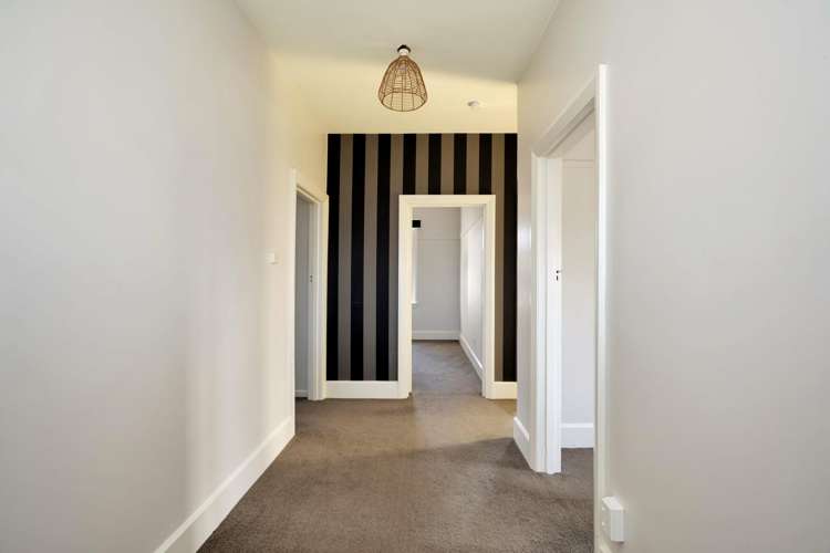 117 Creek Road Allenton_14