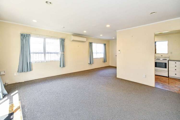 1/3A Youngs Road Papakura_3