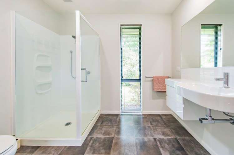 23 Bridge Street Southbridge_9