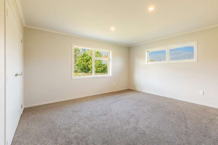 300 White Road Otane_10