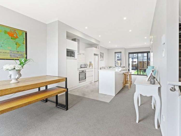 17 Ian Morrison Road Hobsonville_11