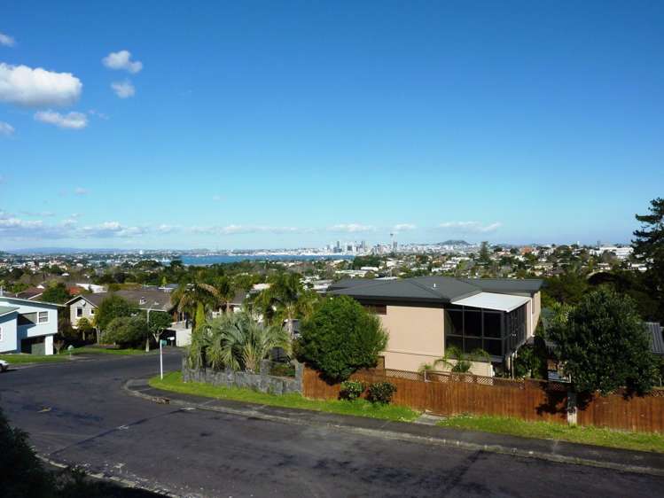 1/1 Kaihu Street Northcote_13