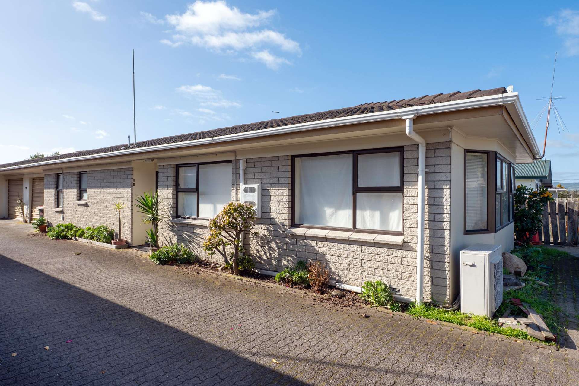 16B York Street Glenholme_0