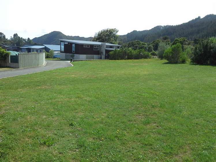 27 Nyhane Drive Ligar Bay_5