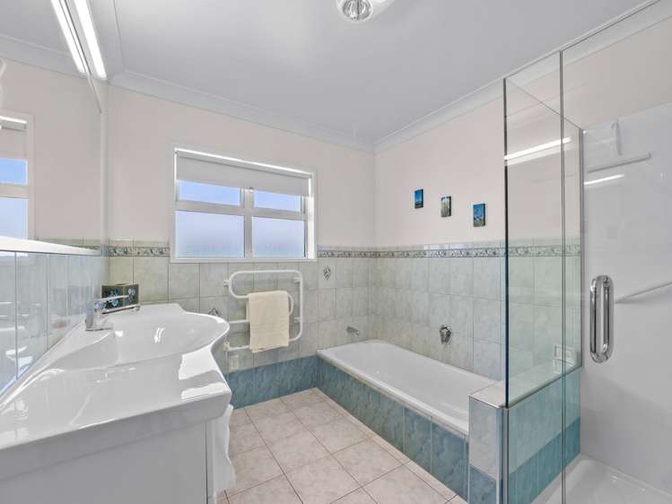 7 Tranquil Place Allenton_16