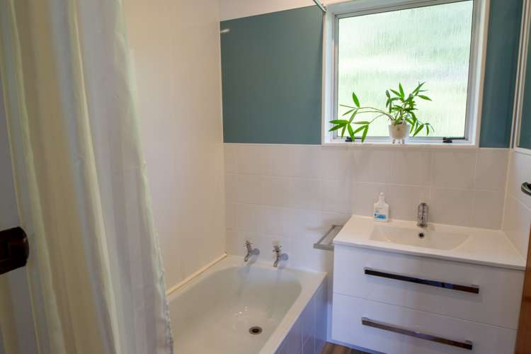 2/13 Tui Glen Road Atawhai_8