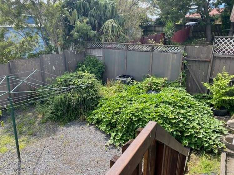 1/22 Captain Scott Road Glen Eden_9