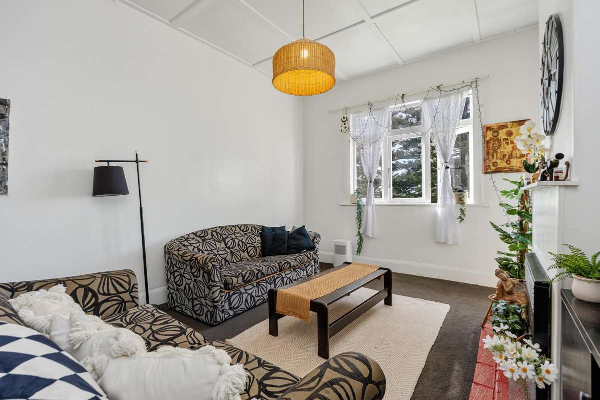 70 Biddle Road_2