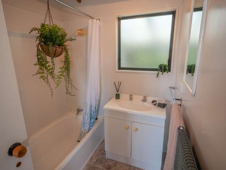 38 Stratford Drive Cable Bay_12