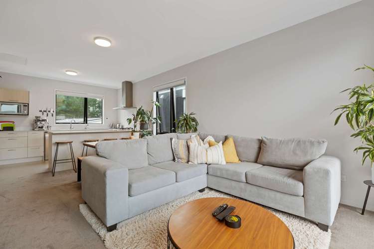 5 Awamarino Way Westgate_6