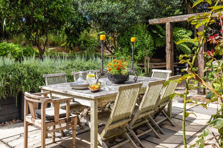 33 Beatty Parade Surfdale_14