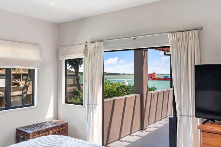 27A The Parade Bucklands Beach_18