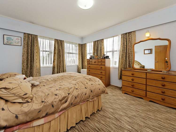 2 Hilling Street Titirangi_11