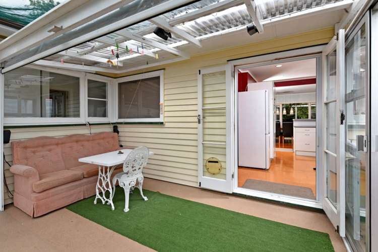 23 Tiri Tiri Road Birkdale_23