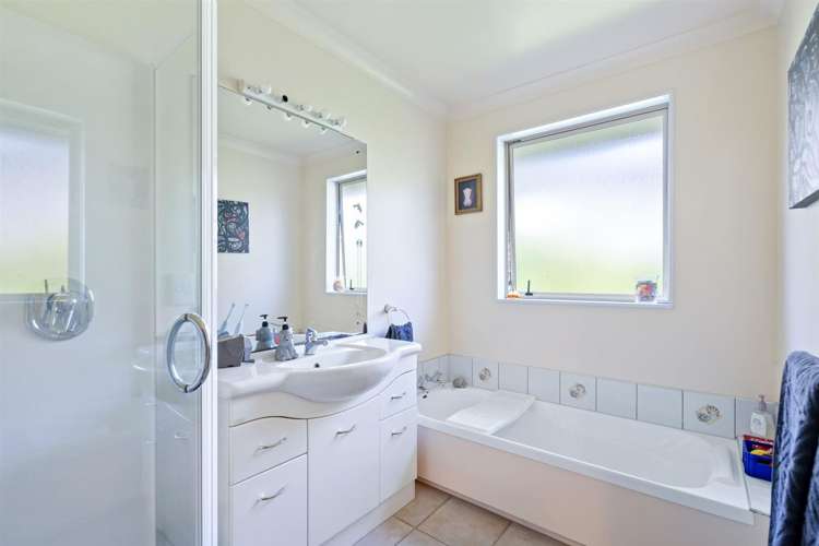 34 Lochiel Place Te Kamo_14