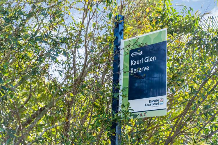 1/9 Paruru Avenue Northcote_17