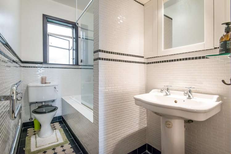 6/3 Eden Crescent Auckland Central_12