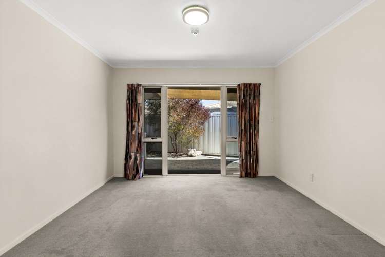 73 Kensington Drive Taradale_11
