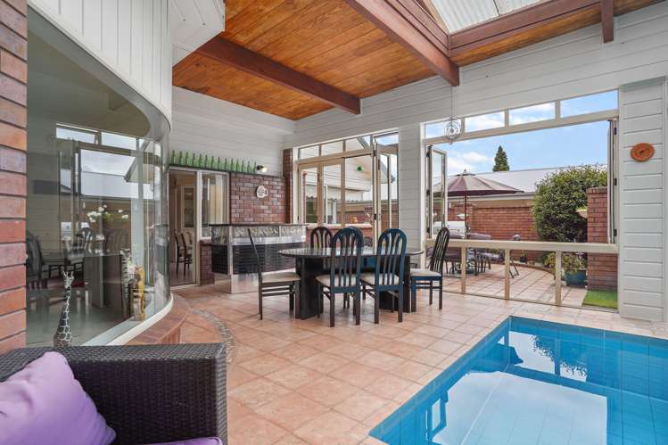 27 Beach Road Pahurehure_12