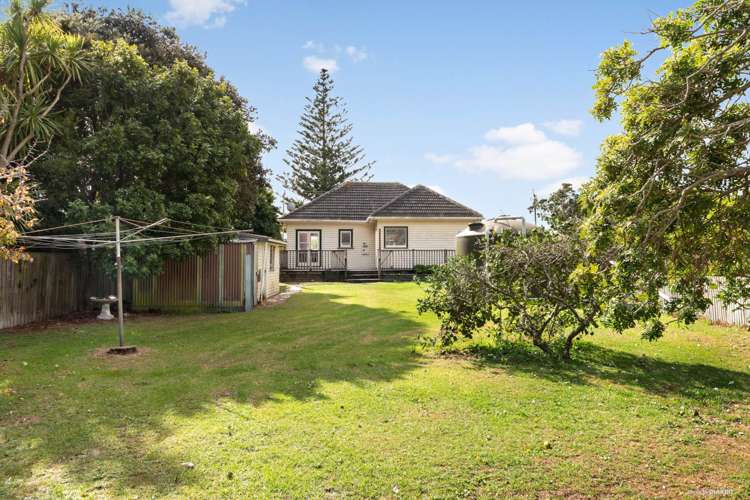 95 Maunsell Road Port Waikato_15