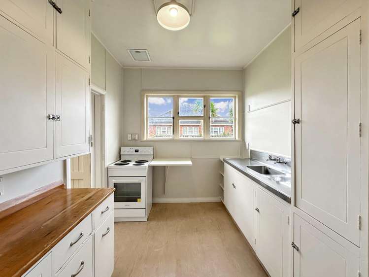 2 White Street 1236_4