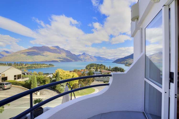 6b Edinburgh Drive Queenstown_12