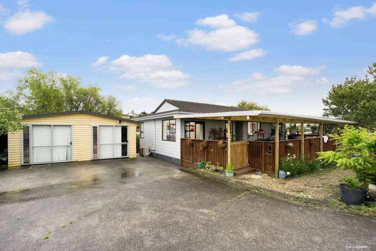 154 Solar Road Glen Eden_6