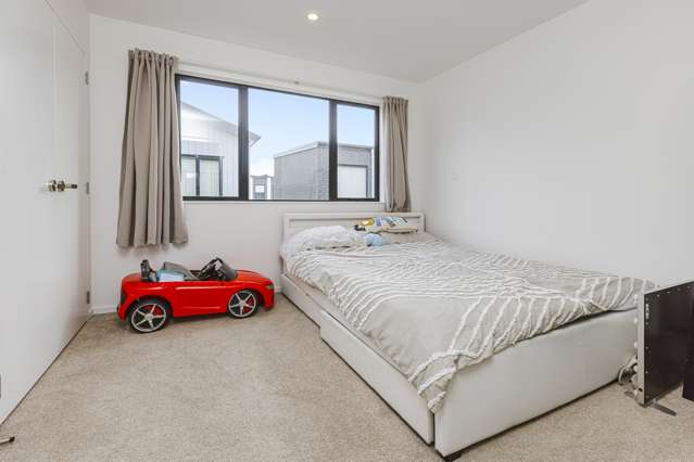 11 Aumarire Lane Favona_3