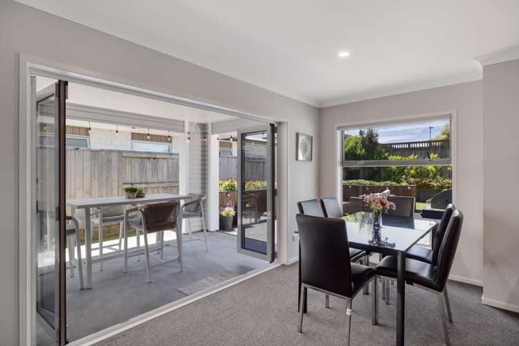 19 Puhirake Crescent Pyes Pa_13