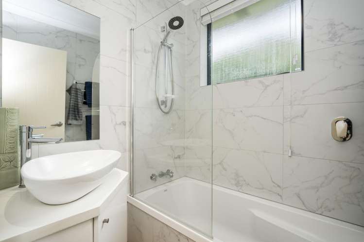 10 Seaforth Grove Greerton_13