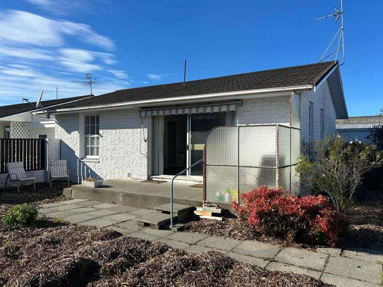 2/47 Churchill Avenue_1