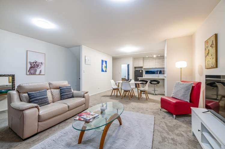 6/43B Waimumu Road Massey_22