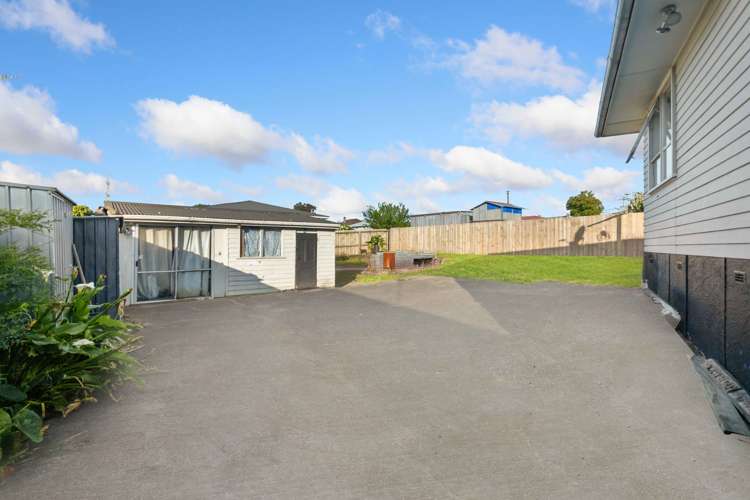 26 Sandbrook Avenue Otara_16