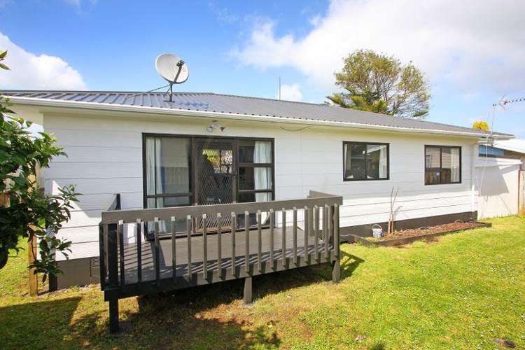1/6 Hatherley Place Clendon Park_12