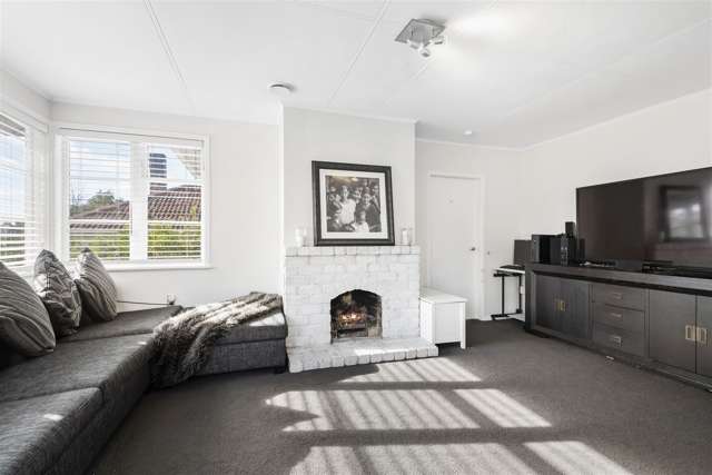 83 Onewa Road Northcote_3