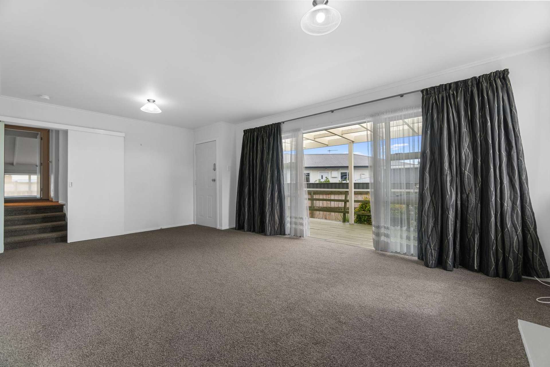 54 Tuhikaramea Road Dinsdale_0