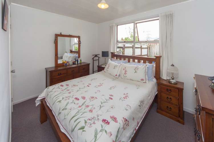 2/40 Coniston Avenue Te Atatu South_5