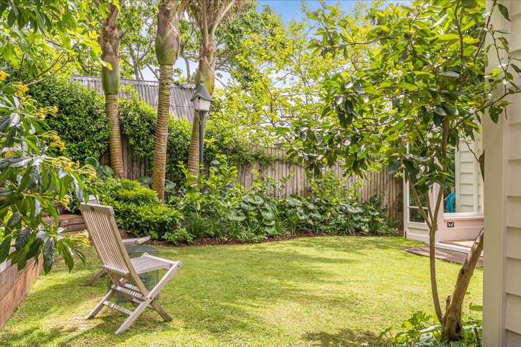 51 Church Street Devonport_21