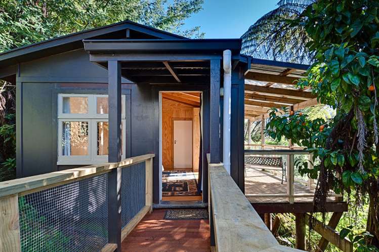 528 Moetapu Bay Road Anakiwa and Surrounds_12