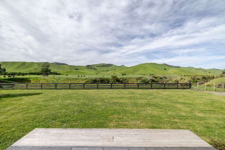 423 Castle Hill Road Alfredton_21