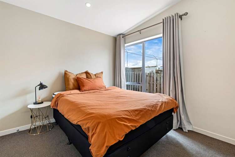 10a Saffron Street Birkdale_12