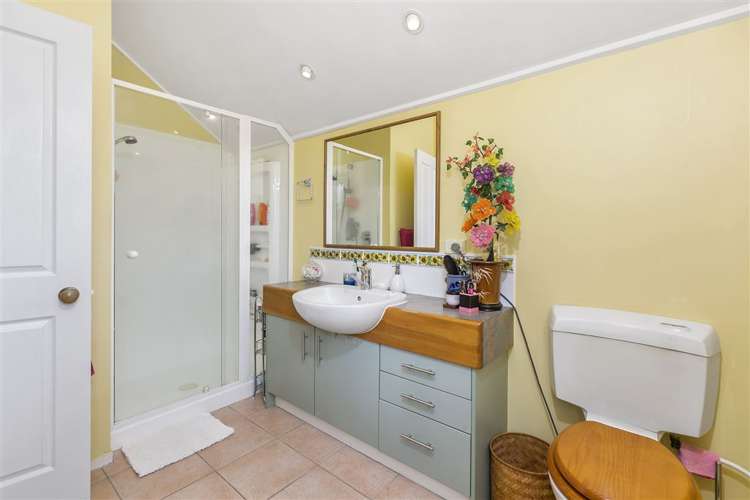 7 Bay Street Matua_13