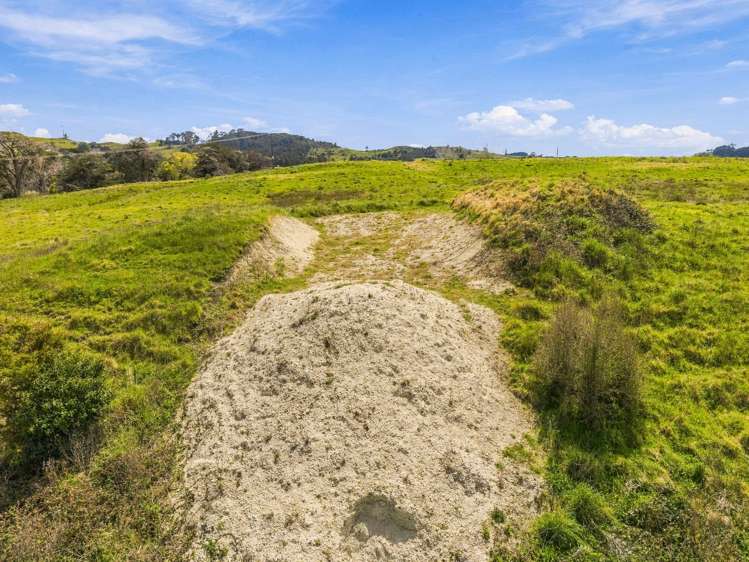 42 Ford Road Paparoa_11