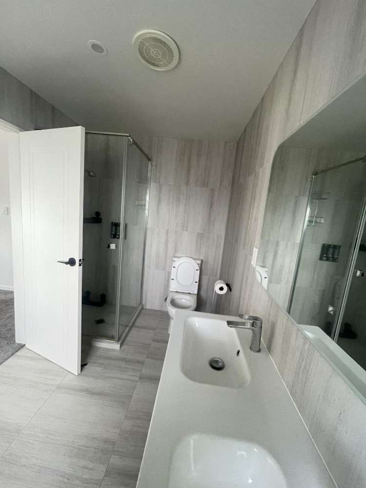 14 Horsefields Drive Flat Bush_17