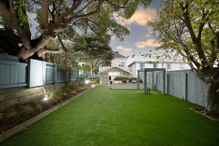 23 Naughton Terrace Kilbirnie Wellington City Houses for Sale