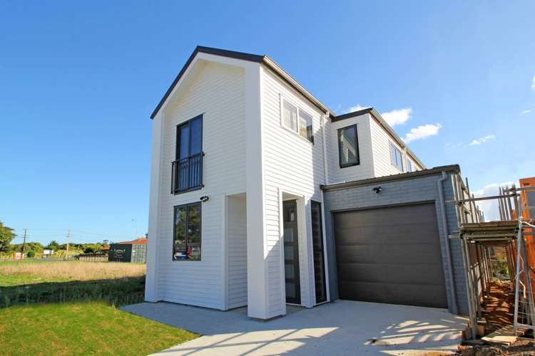 8 Tapuwae Way Mangere Bridge_0