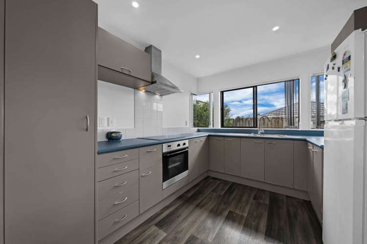 2 Pantera Way Hill Park_14