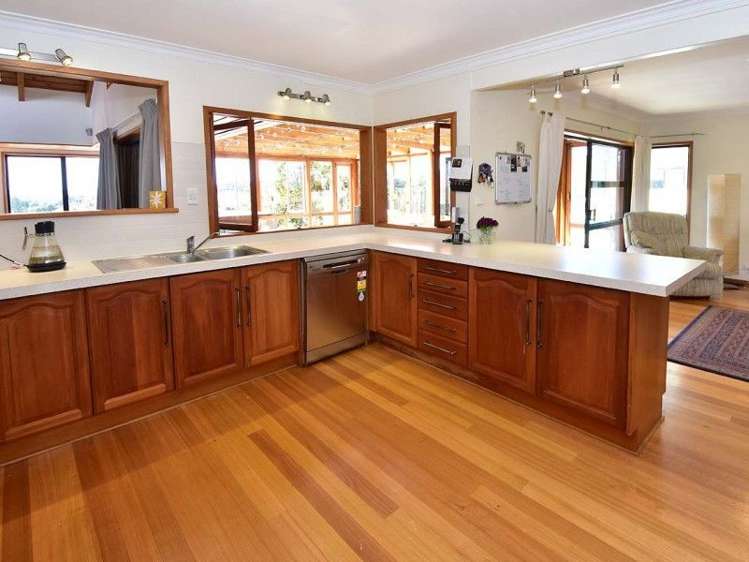 155 Whangaparaoa Road Red Beach_11