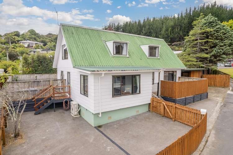 1 Garth Lane Maoribank_28